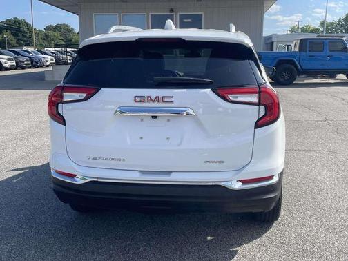 Summit White 2023 GMC Terrain SLT