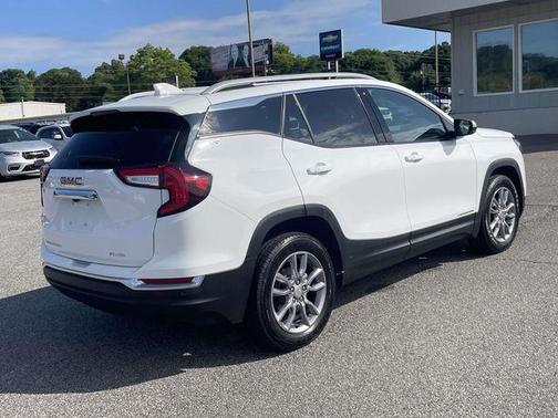 Summit White 2023 GMC Terrain SLT