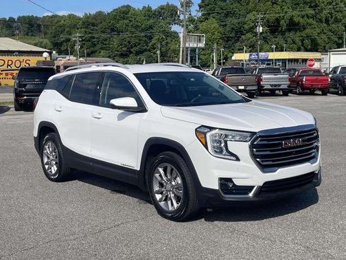 Summit White 2023 GMC Terrain SLT