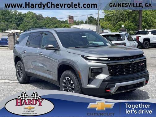 Sterling Gray Metallic 2026 Chevrolet Traverse Z71