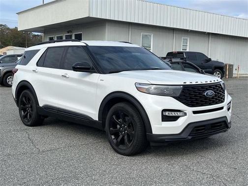 2023 Ford Explorer ST-Line