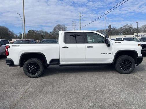 Summit White 2026 Chevrolet Silverado 2500 LTZ