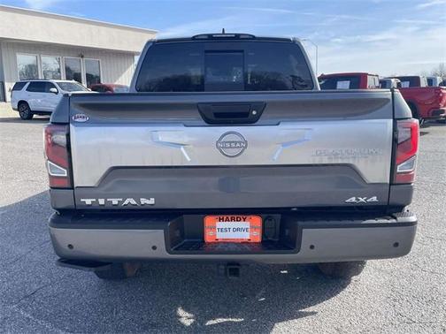 2023 Nissan Titan Platinum Reserve
