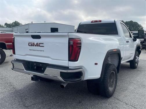2024 GMC Sierra 3500 Pro