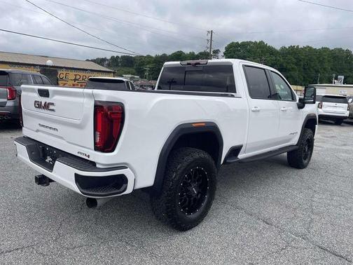 Summit White 2021 GMC Sierra 2500 AT4