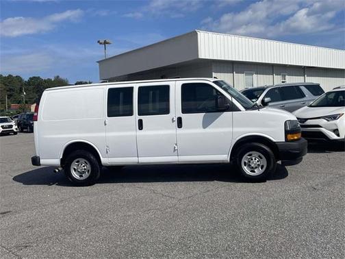 2022 Chevrolet Express 2500 Work Van