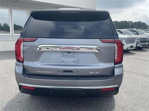2022 GMC Yukon SLT