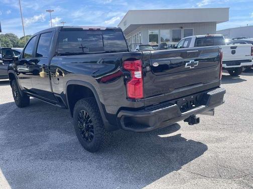 Black 2022 Chevrolet Silverado 2500 LTZ