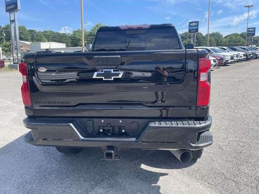 Black 2022 Chevrolet Silverado 2500 LTZ