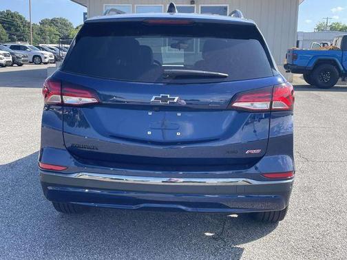 Blue Glow Metallic 2023 Chevrolet Equinox RS