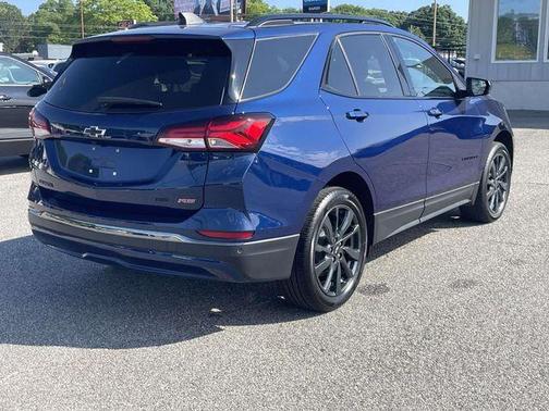 Blue Glow Metallic 2023 Chevrolet Equinox RS