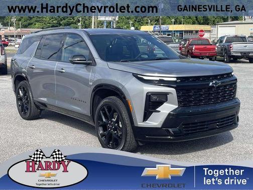 Sterling Gray Metallic 2024 Chevrolet Traverse RS