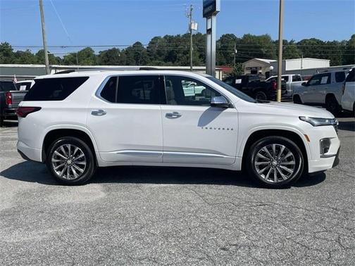 2022 Chevrolet Traverse Premier