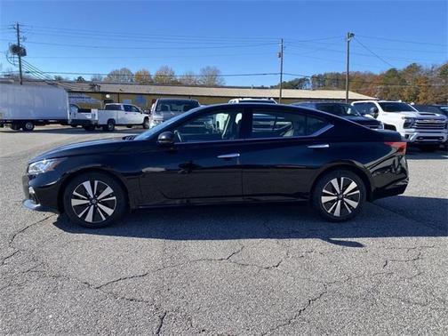 2022 Nissan Altima 2.5 SL