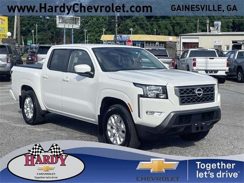 2024 Nissan Frontier SV