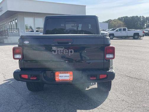 Black Clearcoat 2023 Jeep Gladiator Rubicon