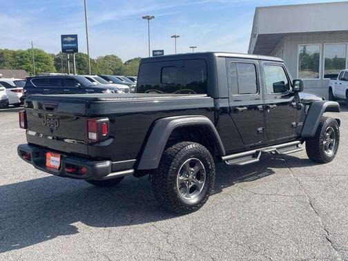 Black Clearcoat 2023 Jeep Gladiator Rubicon