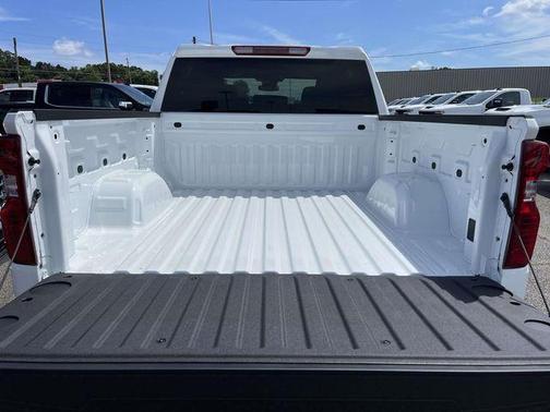 Summit White 2026 Chevrolet Silverado 1500 WT