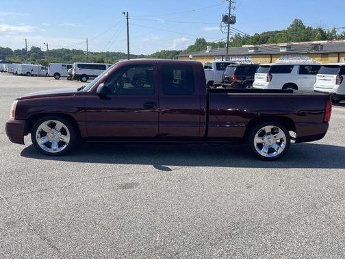 Dark Carmine Red Metallic 2002 Chevrolet Silverado 1500 LS Extended Cab