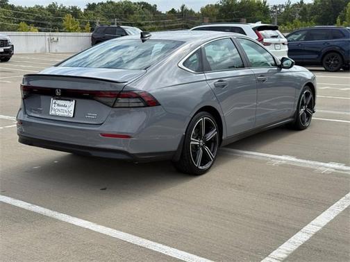 2025 Honda Accord Hybrid 
