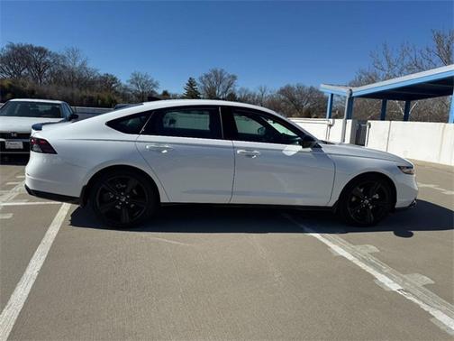 2025 Honda Accord Hybrid 