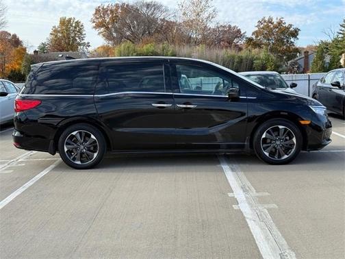 2023 Honda Odyssey 