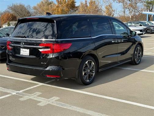 2023 Honda Odyssey 