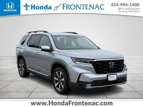 Lunar Silver Metallic 2025 Honda Pilot