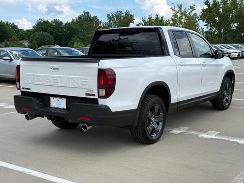 Platinum White Pearl 2026 Honda Ridgeline