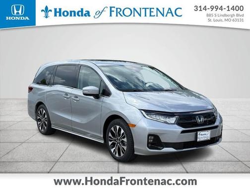 Solar Silver Metallic 2025 Honda Odyssey