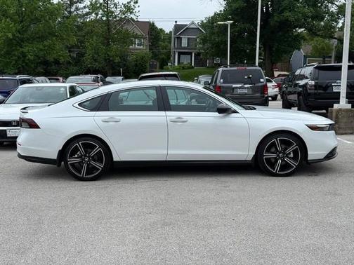Platinum White Pearl 2025 Honda Accord Hybrid