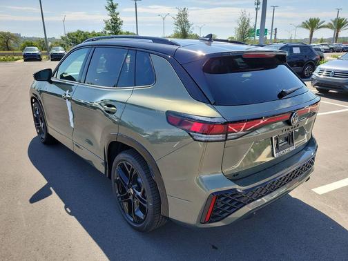 Avocado Green 2026 Volkswagen Tiguan 2.0T SE R-Line Black