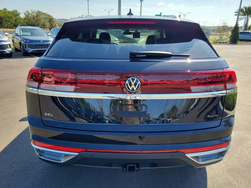 2026 Volkswagen Atlas Cross Sport 2.0T SEL