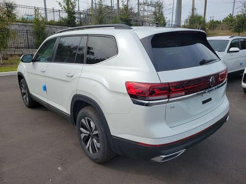 2026 Volkswagen Atlas 2.0T SE