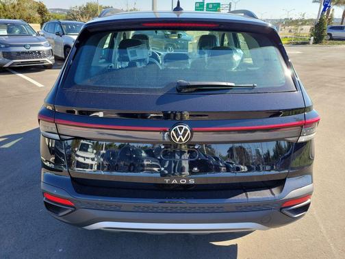 2025 Volkswagen Taos 1.5T S