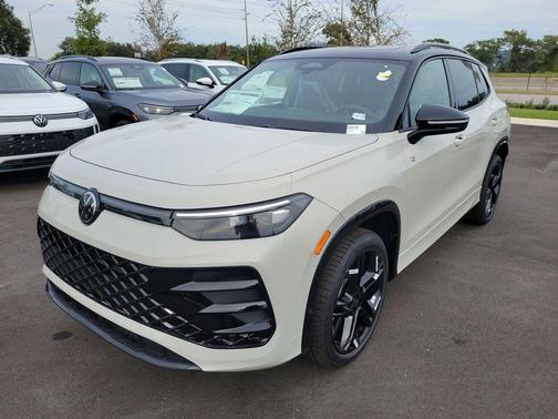 2025 Volkswagen Tiguan 2.0T SE R-Line Black