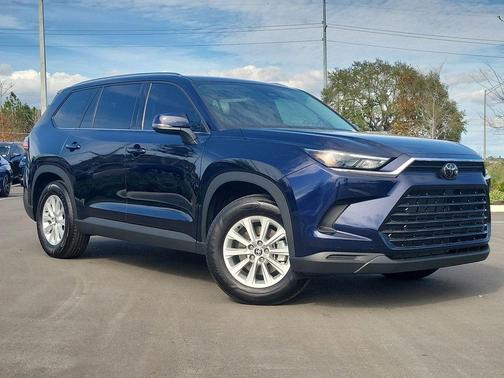 2024 Toyota Grand Highlander XLE