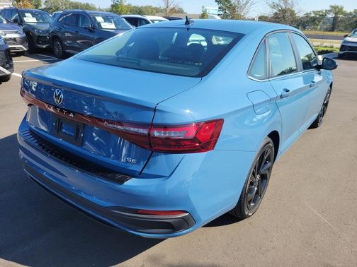 2025 Volkswagen Jetta 1.5T SE