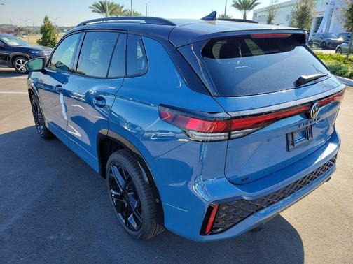 2025 Volkswagen Tiguan 2.0T SE R-Line Black