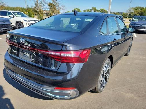 2025 Volkswagen Jetta 1.5T SEL