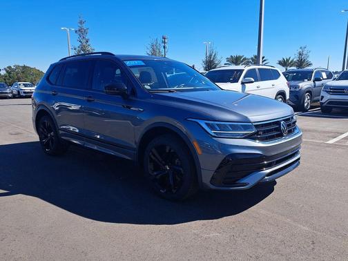 2023 Volkswagen Tiguan 2.0T SE R-Line Black