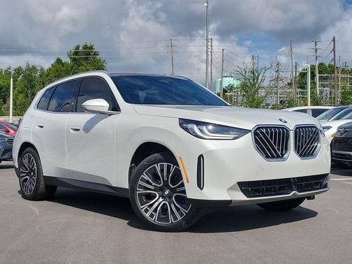 Mineral White Metallic 2025 BMW X3 30 xDrive