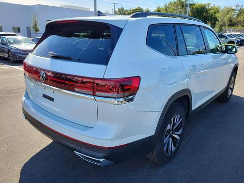 2026 Volkswagen Atlas 2.0T SE