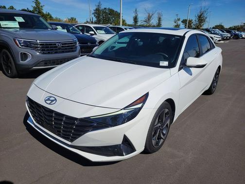 2023 Hyundai ELANTRA Limited