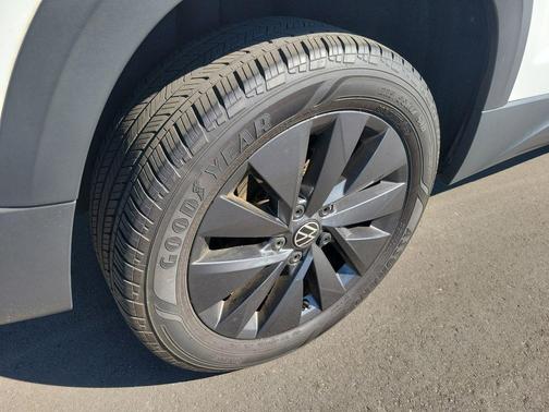 2023 Volkswagen Taos 1.5T S