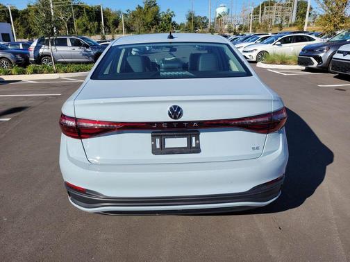 2026 Volkswagen Jetta 1.5T SE