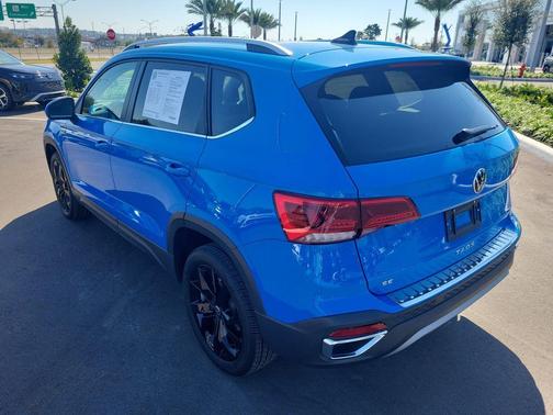 2024 Volkswagen Taos 1.5T SE