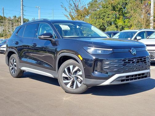 2025 Volkswagen Tiguan 2.0T S