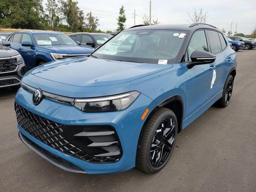 2025 Volkswagen Tiguan 2.0T SE R-Line Black