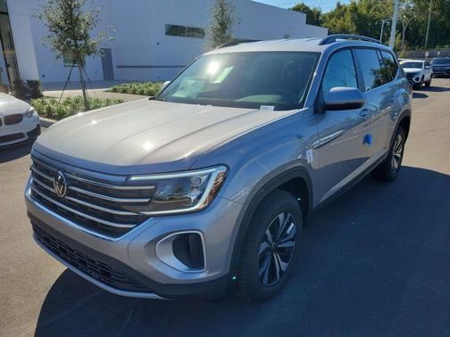 2026 Volkswagen Atlas 2.0T SE